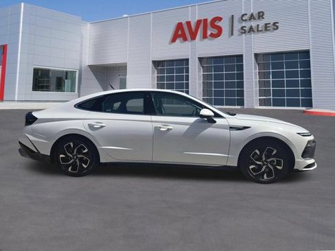 Used 2025 Hyundai Sonata SEL FWD image 5