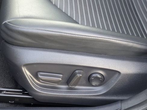 Used 2024 Toyota Camry SE image 24