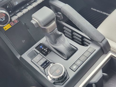 New 2026 Toyota Tacoma Limited AWD/4WD image 19