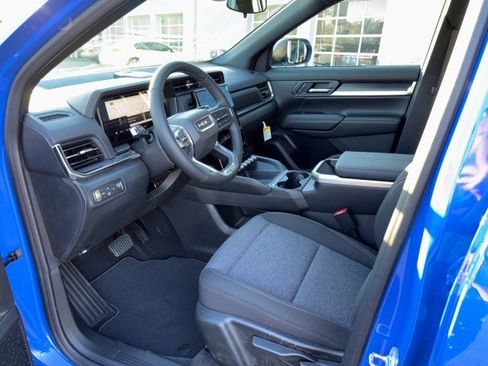 New 2025 GMC Terrain Elevation image 14