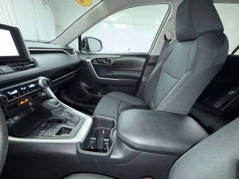 Certified 2023 Toyota RAV4 LE image 6