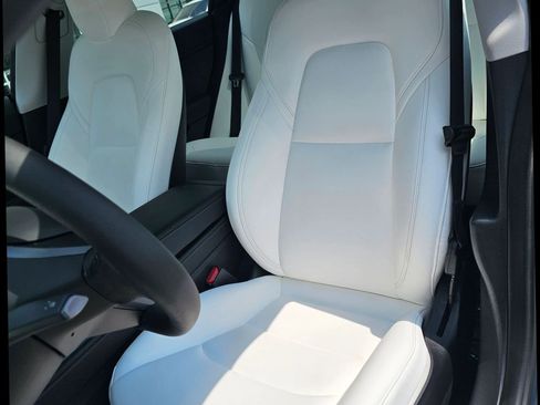 Used 2023 Tesla Model 3 Standard Range RWD image 10