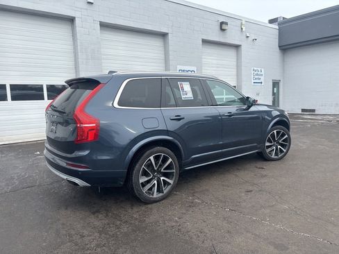 Used 2020 Volvo XC90 T6 Momentum w/ Protection Package image 12