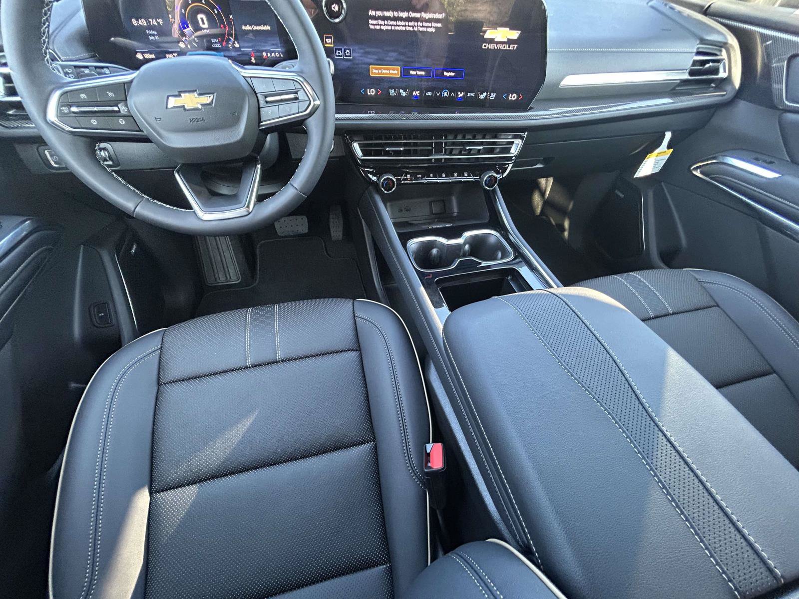 New 2026 Chevrolet Traverse High Country AWD/4WD image 16