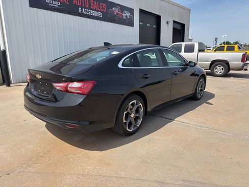 Used 2022 Chevrolet Malibu LT FWD image 5