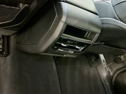 Used 2022 Jeep Grand Cherokee Limited 4xe image 29