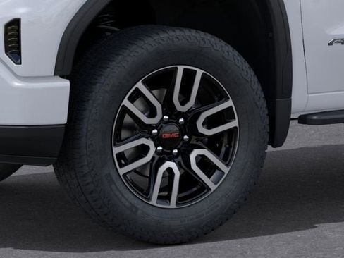 New 2026 GMC Sierra 1500 AT4 w/ AT4 Premium Package AWD/4WD image 9