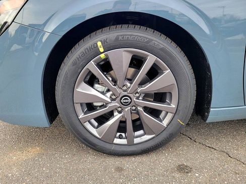 New 2026 Nissan Sentra SL image 8