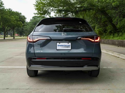Used 2024 Honda HR-V EX-L image 8