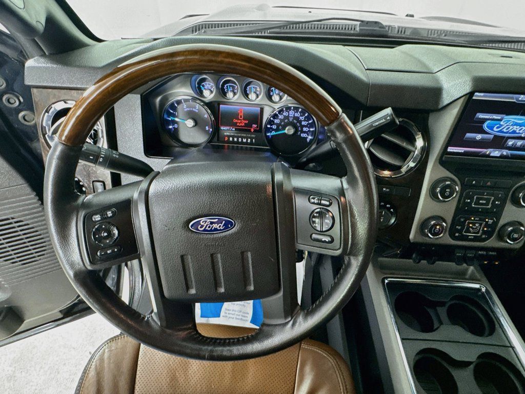 Used 2015 Ford F250 Platinum w/ FX4 Off-Road Package AWD/4WD image 13