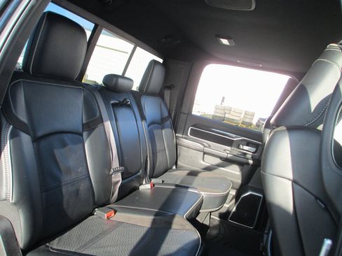 Used 2022 RAM 2500 Laramie w/ Night Edition image 21