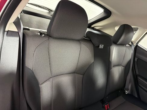 Used 2019 Subaru Crosstrek 2.0i AWD/4WD image 21
