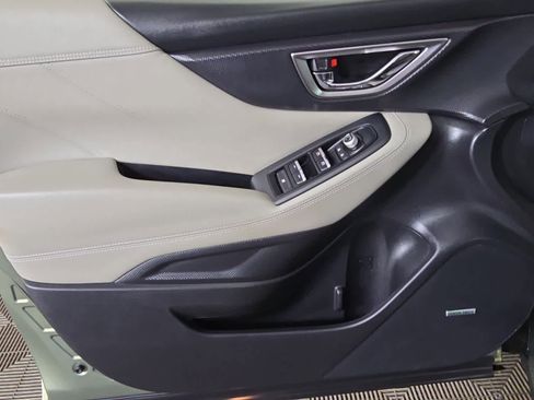 Used 2020 Subaru Forester Limited image 29