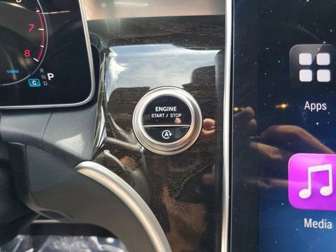 Certified 2025 Mercedes-Benz GLC 300 300 image 43