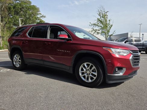 Used 2018 Chevrolet Traverse LT FWD image 7