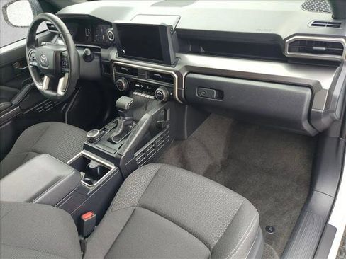 Certified 2025 Toyota 4Runner SR5 image 22