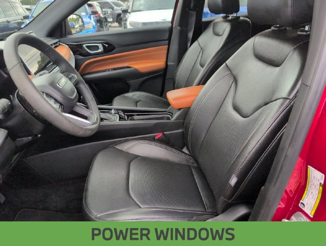 Certified 2025 Jeep Compass Limited w/ Elite Group AWD/4WD image 15