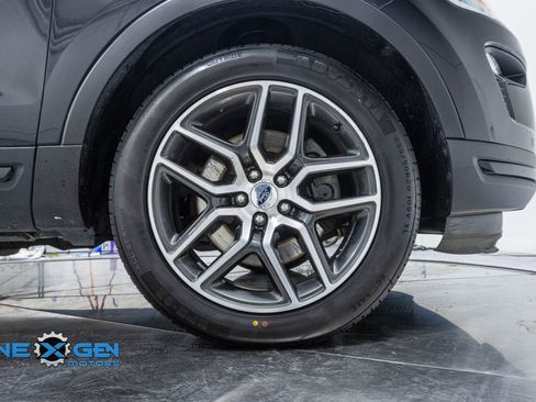 Used 2018 Ford Explorer Sport w/ Equipment Group 401A image 43