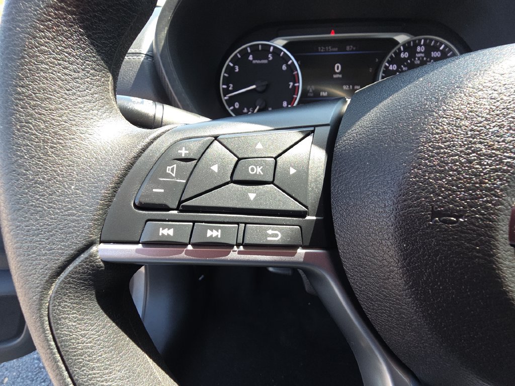 Used 2024 Nissan Sentra SV FWD image 18