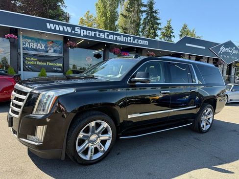 Used 2019 Cadillac Escalade ESV Luxury image 1