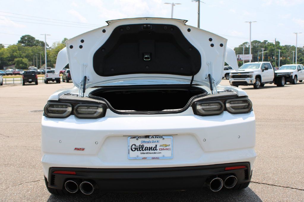 Used 2021 Chevrolet Camaro SS RWD image 6