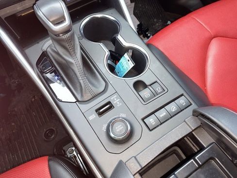 Used 2022 Toyota Highlander XSE image 14