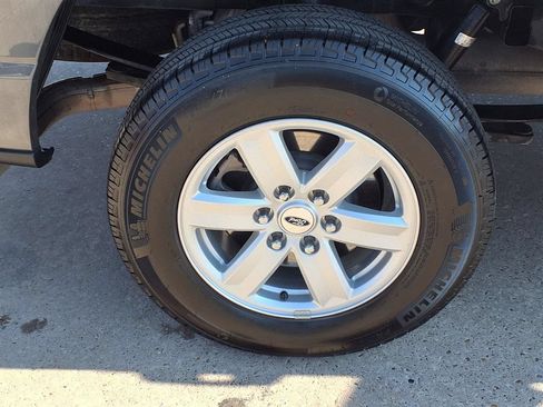 Used 2025 Ford F150 XL w/ Equipment Group 103A High RWD image 10