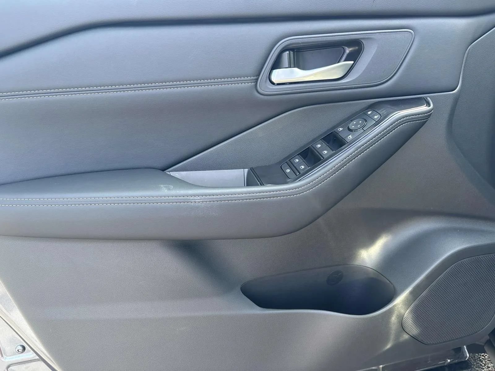 New 2026 Nissan Rogue S FWD image 16