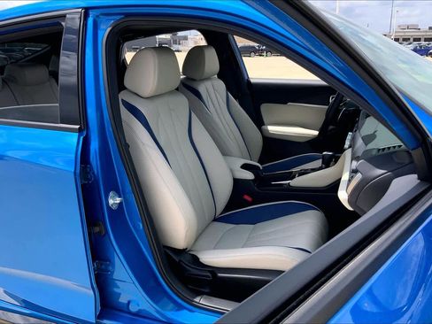 Used 2026 Acura Integra A-Spec image 9