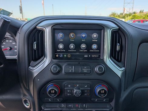 Used 2022 Chevrolet Silverado 2500 LT w/ Convenience Package AWD/4WD image 15