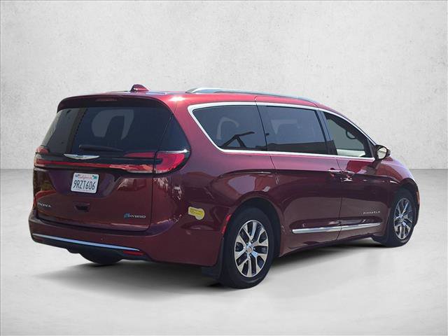 Used 2022 Chrysler Pacifica Pinnacle FWD image 5