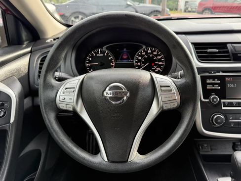 Used 2016 Nissan Altima 2.5 S w/ Power Driver Seat Package FWD image 26