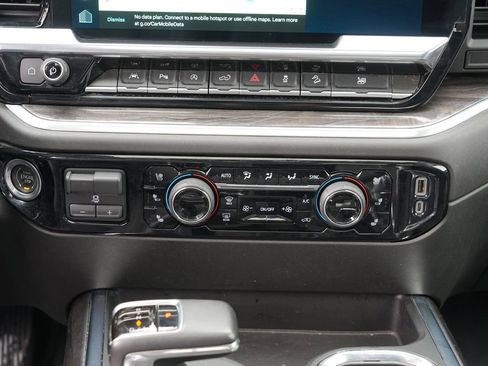 Used 2022 Chevrolet Silverado 1500 LTZ w/ LTZ Premium Package image 25