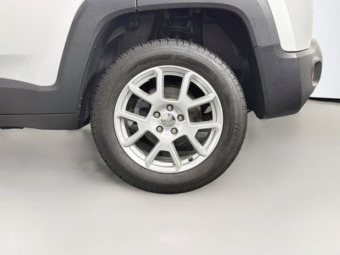 Used 2021 Jeep Renegade Limited w/ Sun & Sound Group AWD/4WD image 33
