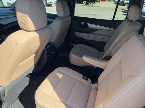 New 2026 Buick Enclave Preferred w/ Power Package image 11