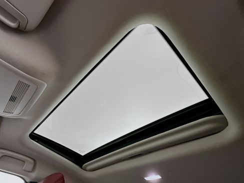 Used 2024 MAZDA CX-30 AWD 2.5 S w/ Preferred Package image 27