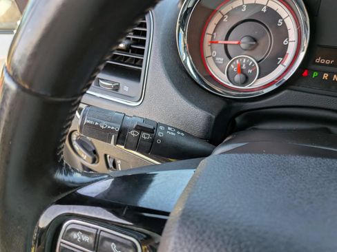 Used 2019 Dodge Grand Caravan SXT FWD image 43