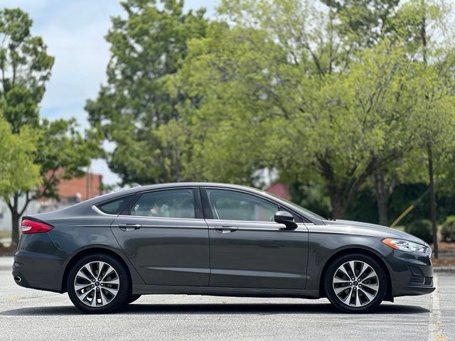 Used 2019 Ford Fusion SE AWD/4WD image 4