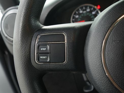 Used 2013 Jeep Wrangler Unlimited Sport image 23