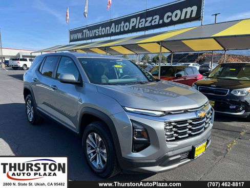 Used 2025 Chevrolet Equinox LT image 1