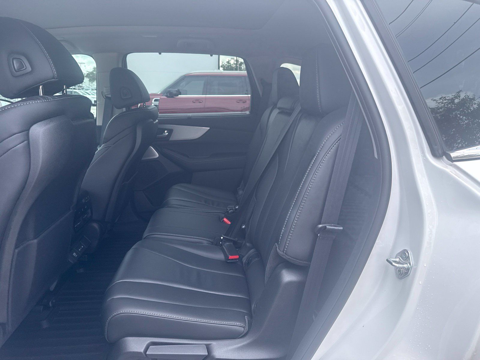 Used 2026 Acura MDX w/ Technology Package FWD image 9