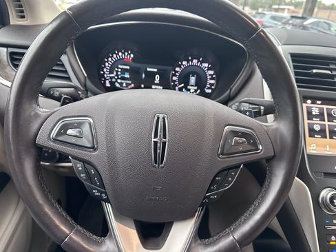 Used 2018 Lincoln MKC Reserve image 21