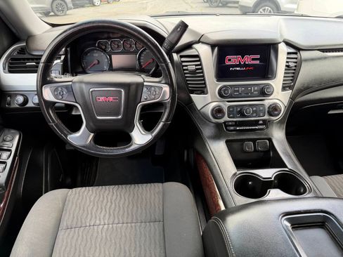 Used 2018 GMC Yukon SLE w/ SLE Value Package AWD/4WD image 7