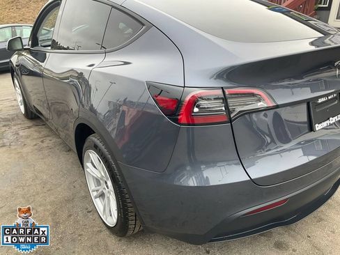 Used 2023 Tesla Model Y Long Range AWD/4WD image 87