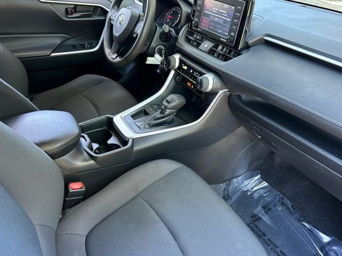 Used 2020 Toyota RAV4 LE w/ All Weather Liner Package FWD image 34