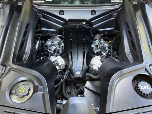 Used 2022 Maserati MC20 Coupe image 30