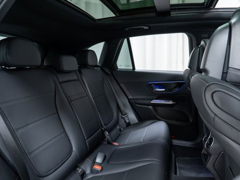 New 2026 Mercedes-Benz GLC 300 4MATIC image 24