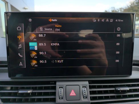 Certified 2025 Audi Q5 2.0T Premium w/ Convenience Plus Package image 22