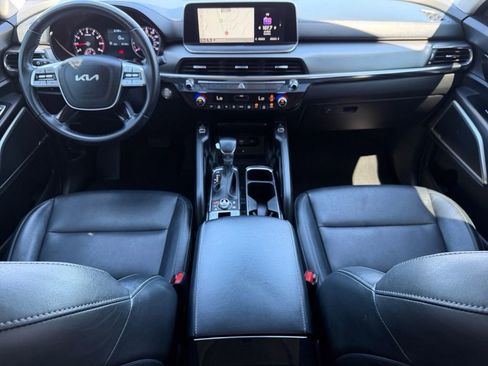 Used 2022 Kia Telluride S image 16