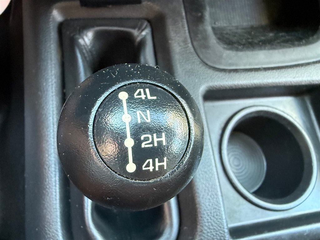 Used 2012 RAM 3500 ST w/ ST Decor Group AWD/4WD image 8